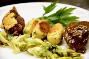 Kochen wie der Wirt: Geschmorte Schweinsbackerl