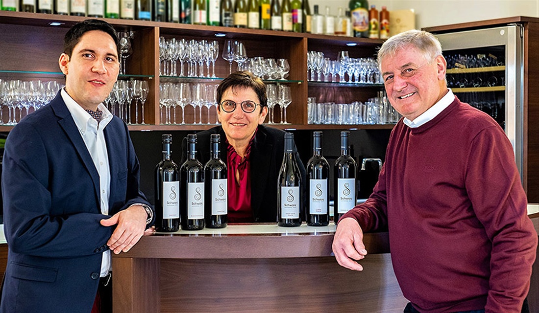 Weingut Schwarz &ndash; Rotwein mit Reifepr&uuml;fung